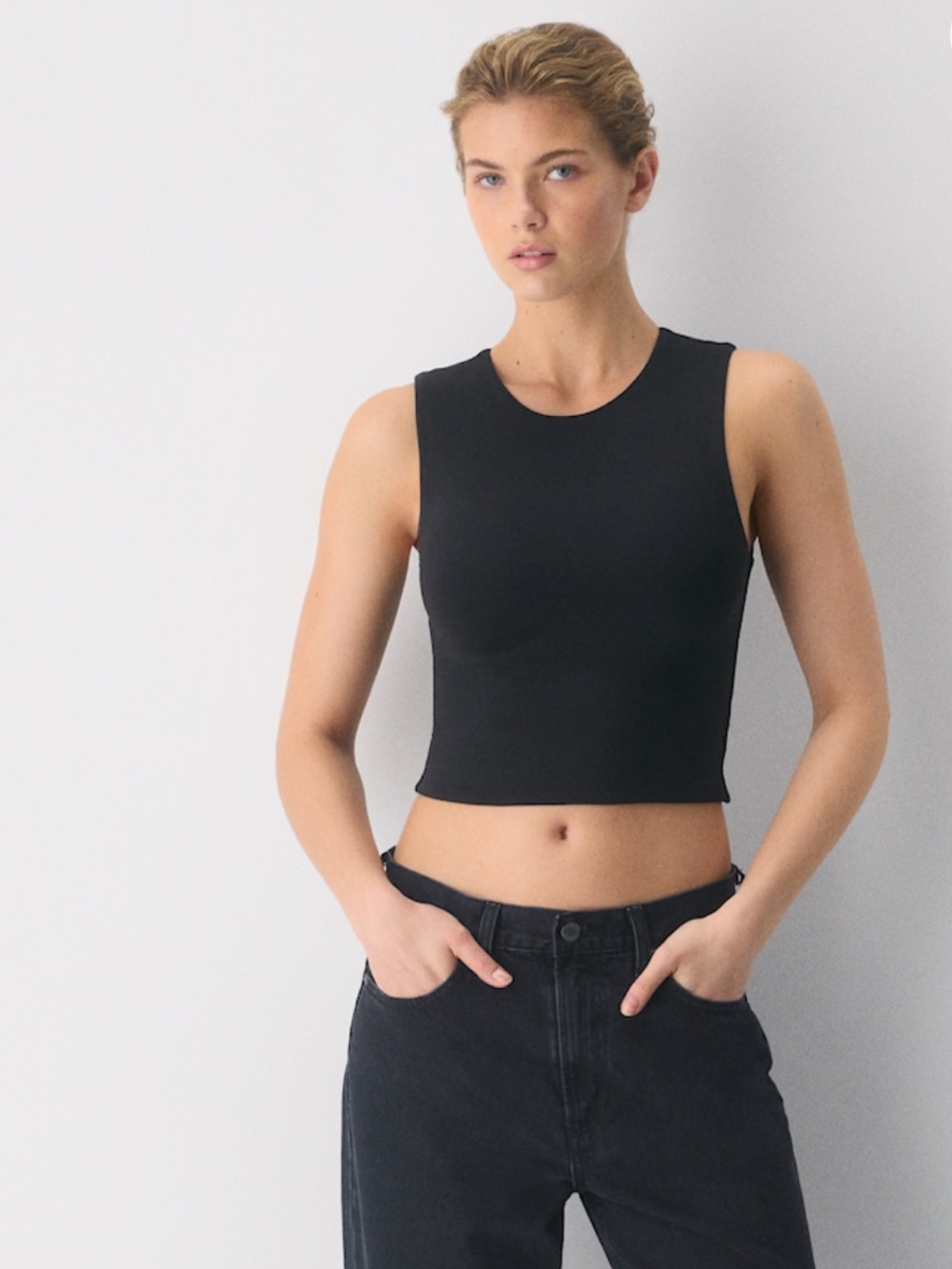Aritzia Black Contour Crew Tank